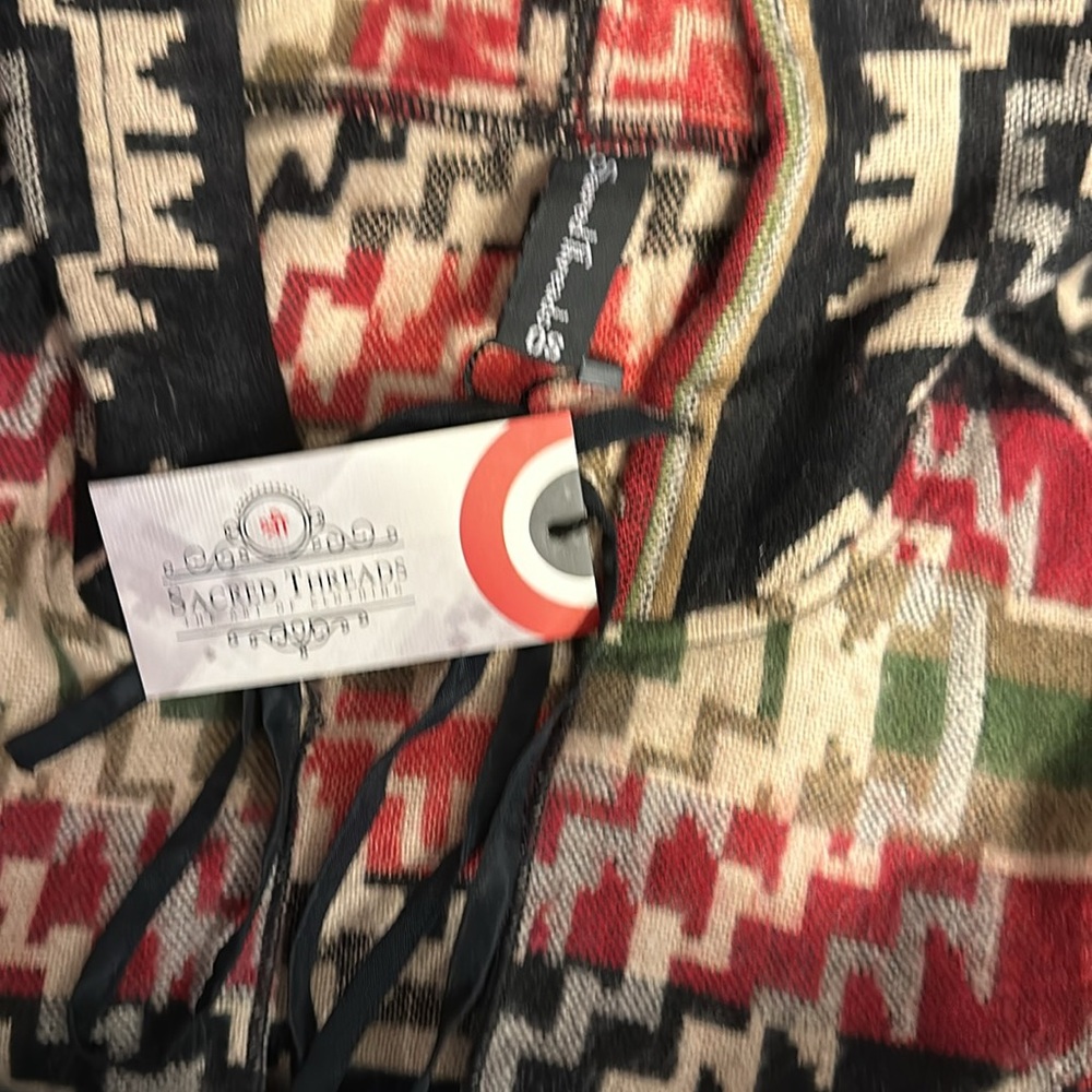 NWT. Sacred Threads Onesize Cape. 221944. CL/GR - Picture 4 of 4